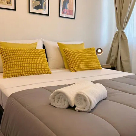 The Yellow Corner *